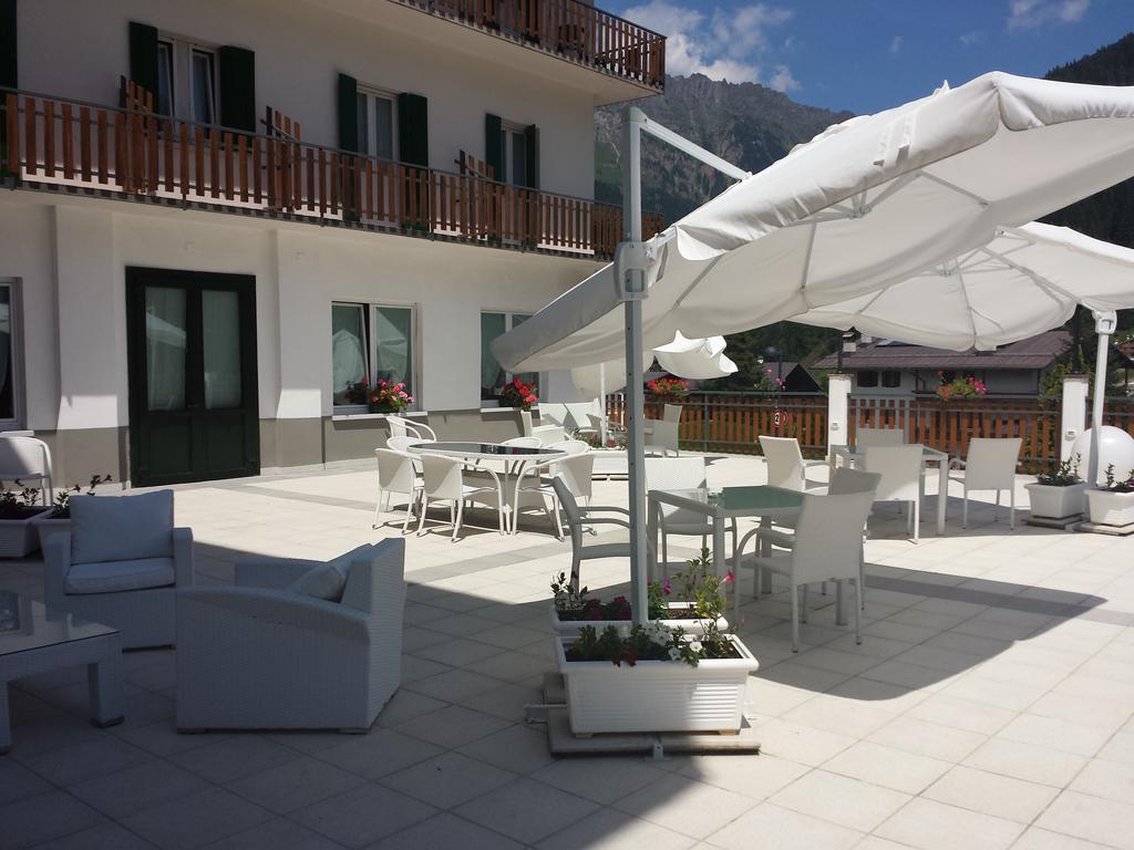 Hotel Pineta Falcade Exterior photo